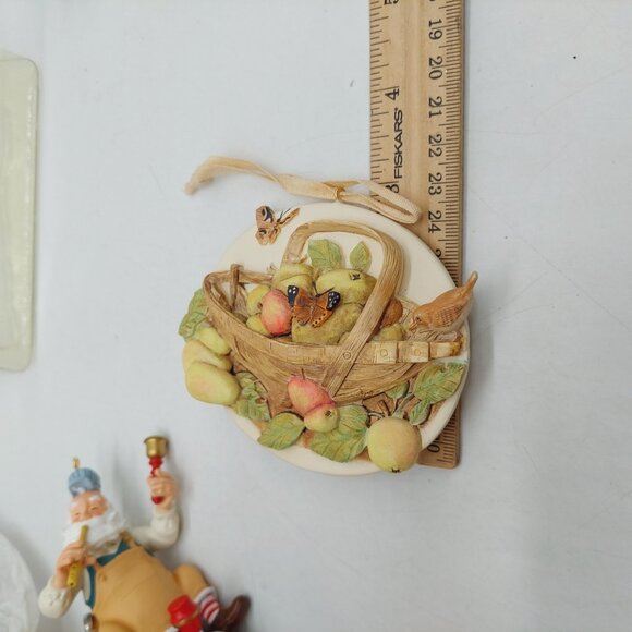 Hallmark Keepsake Ornament Toymaker Santa Backyard Orchard & Home For Xmas Lot - Picture 8 of 12
